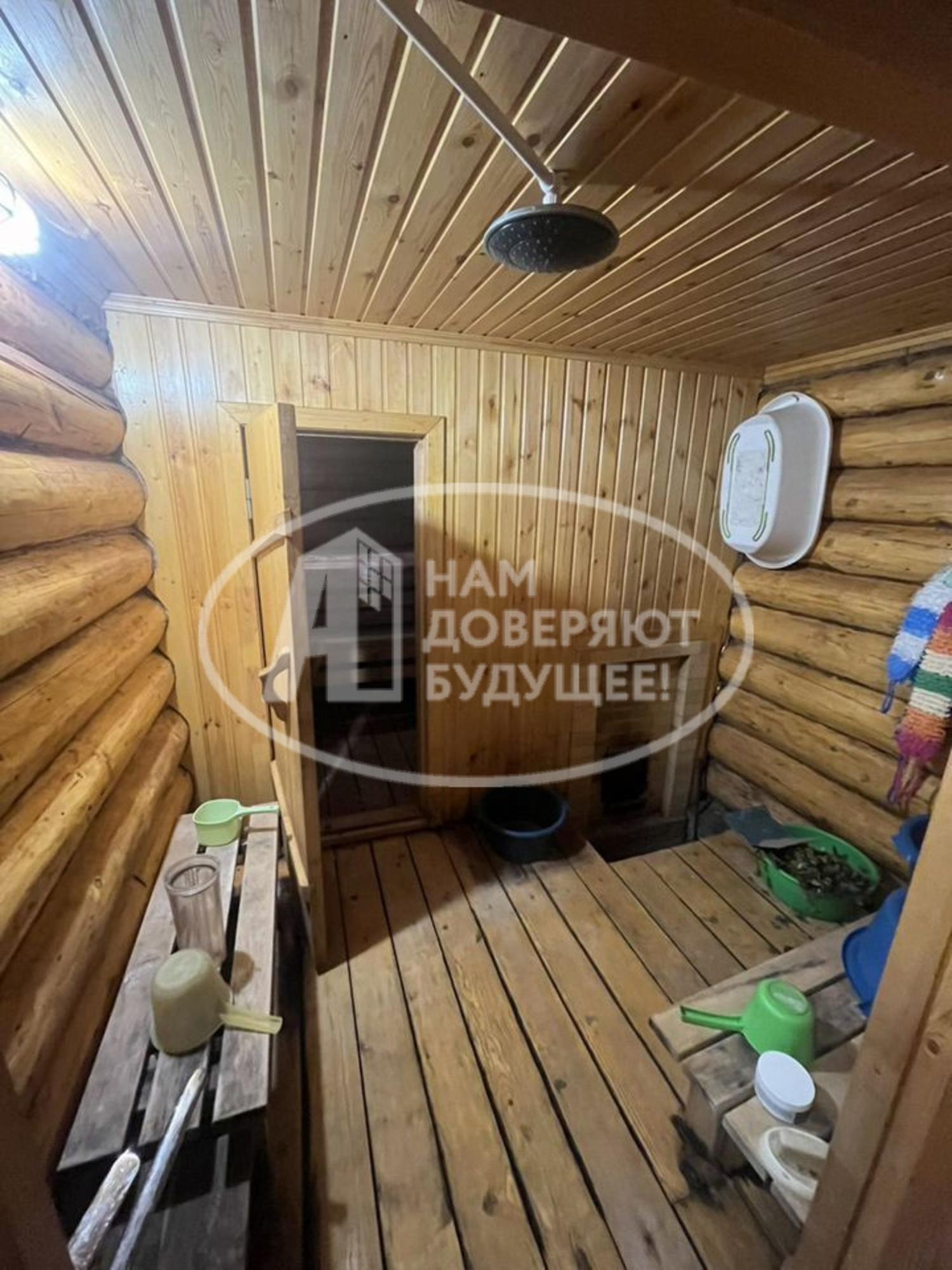 Купить дачу, дом, коттедж за 3 350 000 рублей на улица Суворова, 26