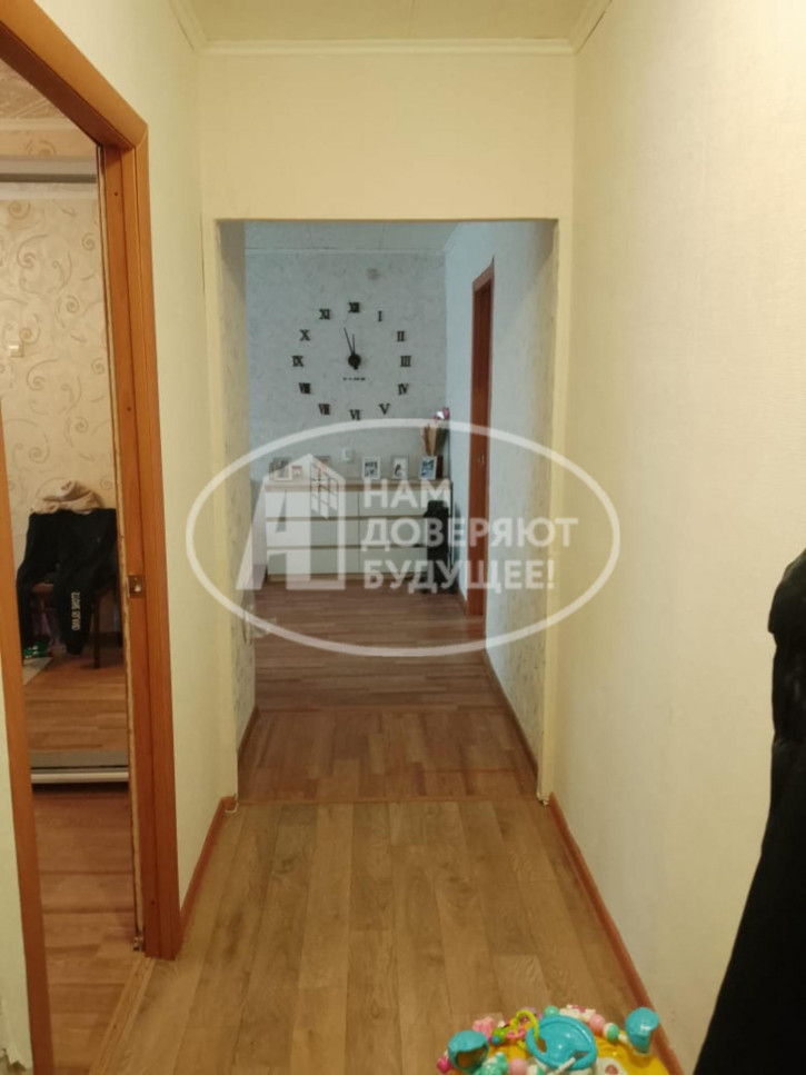 3-комн квартира улица Оборина, 2