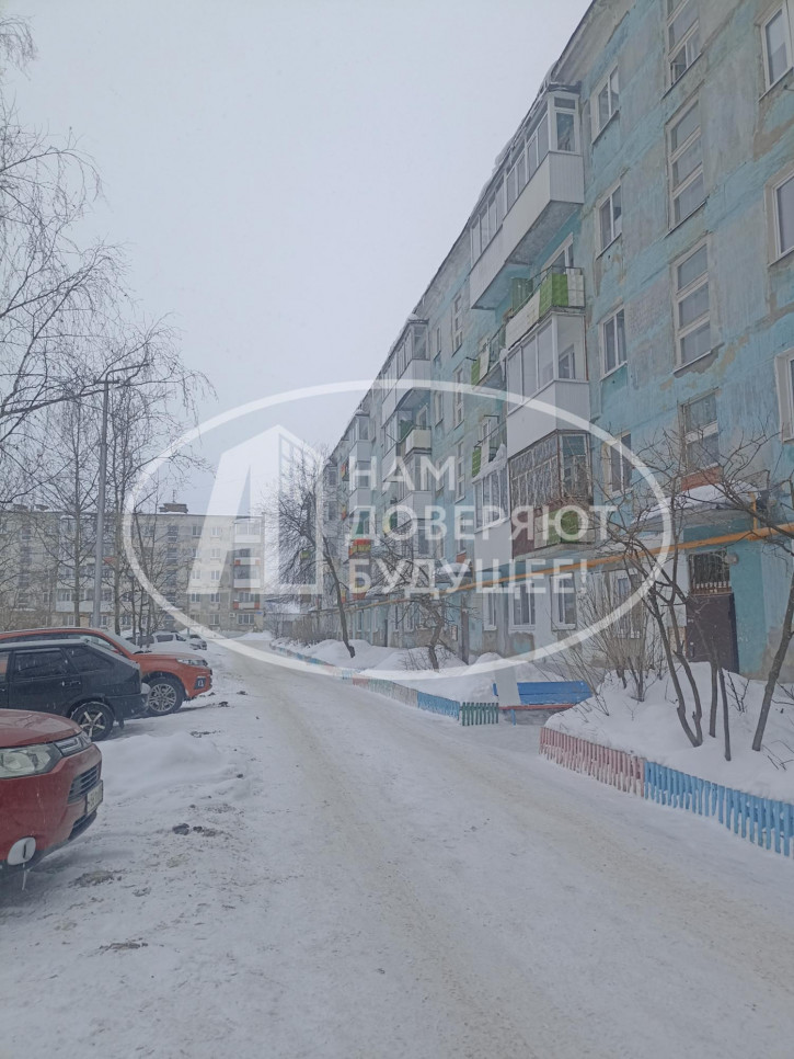 2-комн квартира улица Гайдара, 13