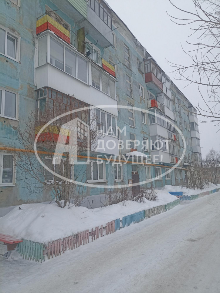 2-комн квартира улица Гайдара, 13