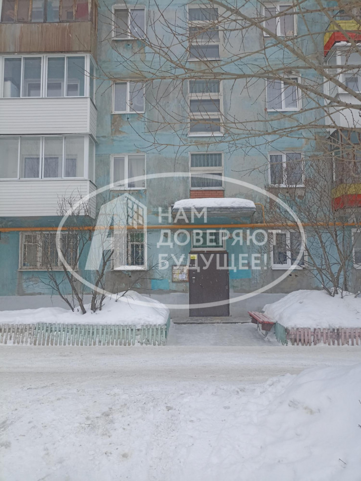 2-комн квартира улица Гайдара, 13