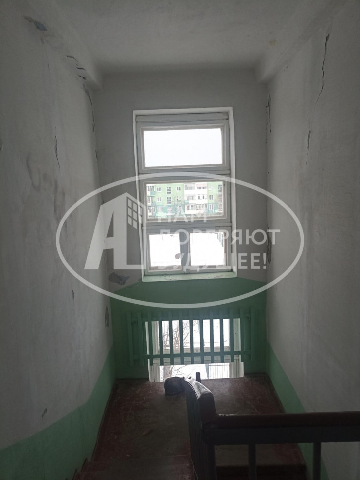 2-комн квартира улица Гайдара, 13