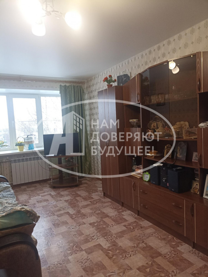 2-комн квартира улица Гайдара, 13