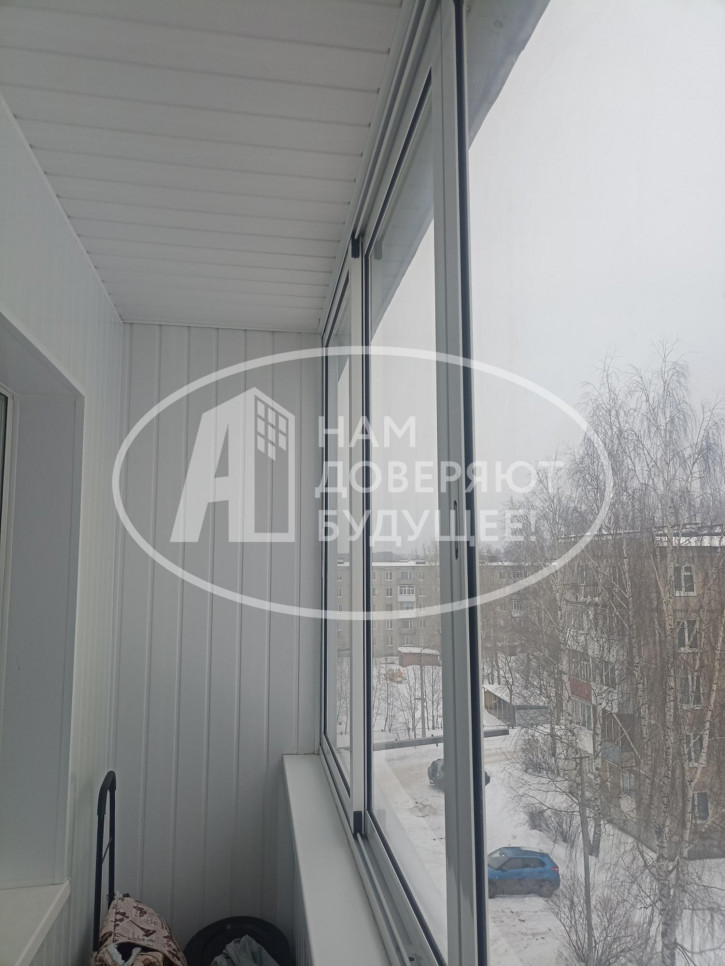 2-комн квартира улица Гайдара, 13