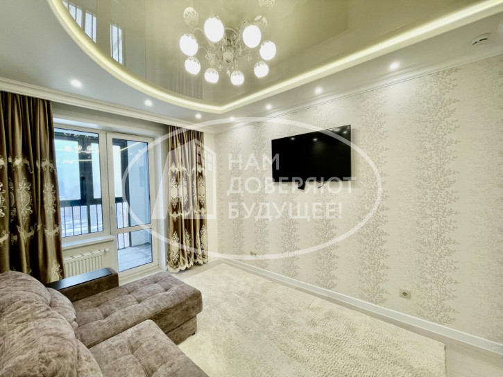 2-комн квартира улица Луначарского, 99