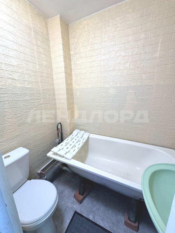 1-комн квартира Вятская улица, 77/3 1-комн квартира Вятская улица, 77/3