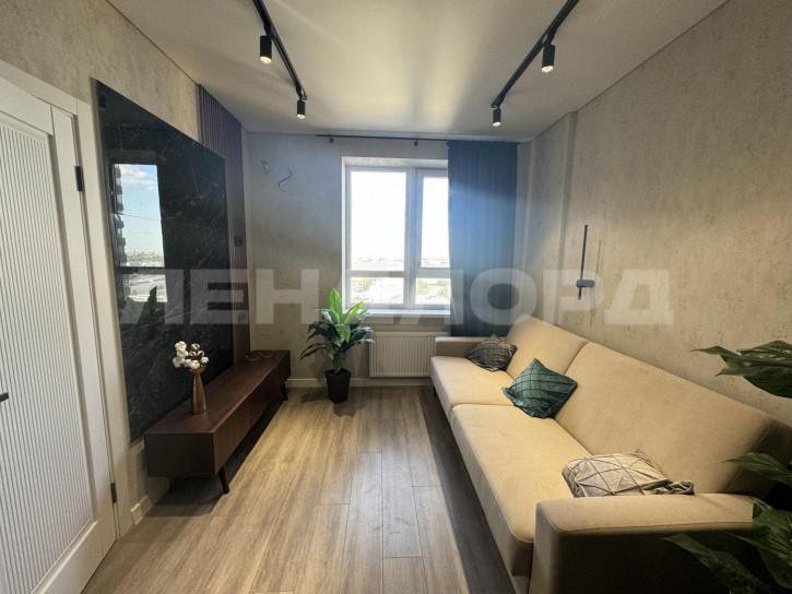 2-комн квартира улица Ларина, 45с6