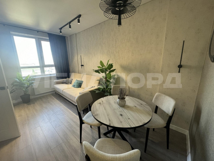 2-комн квартира улица Ларина, 45с6