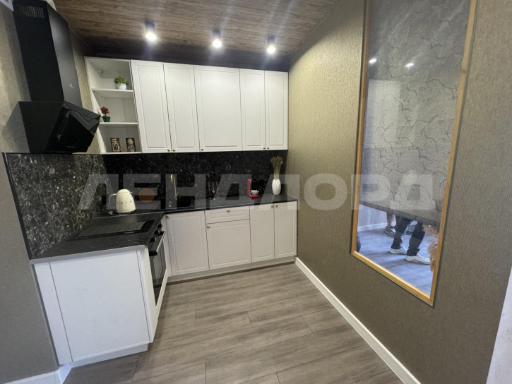 2-комн квартира улица Ларина, 45с6