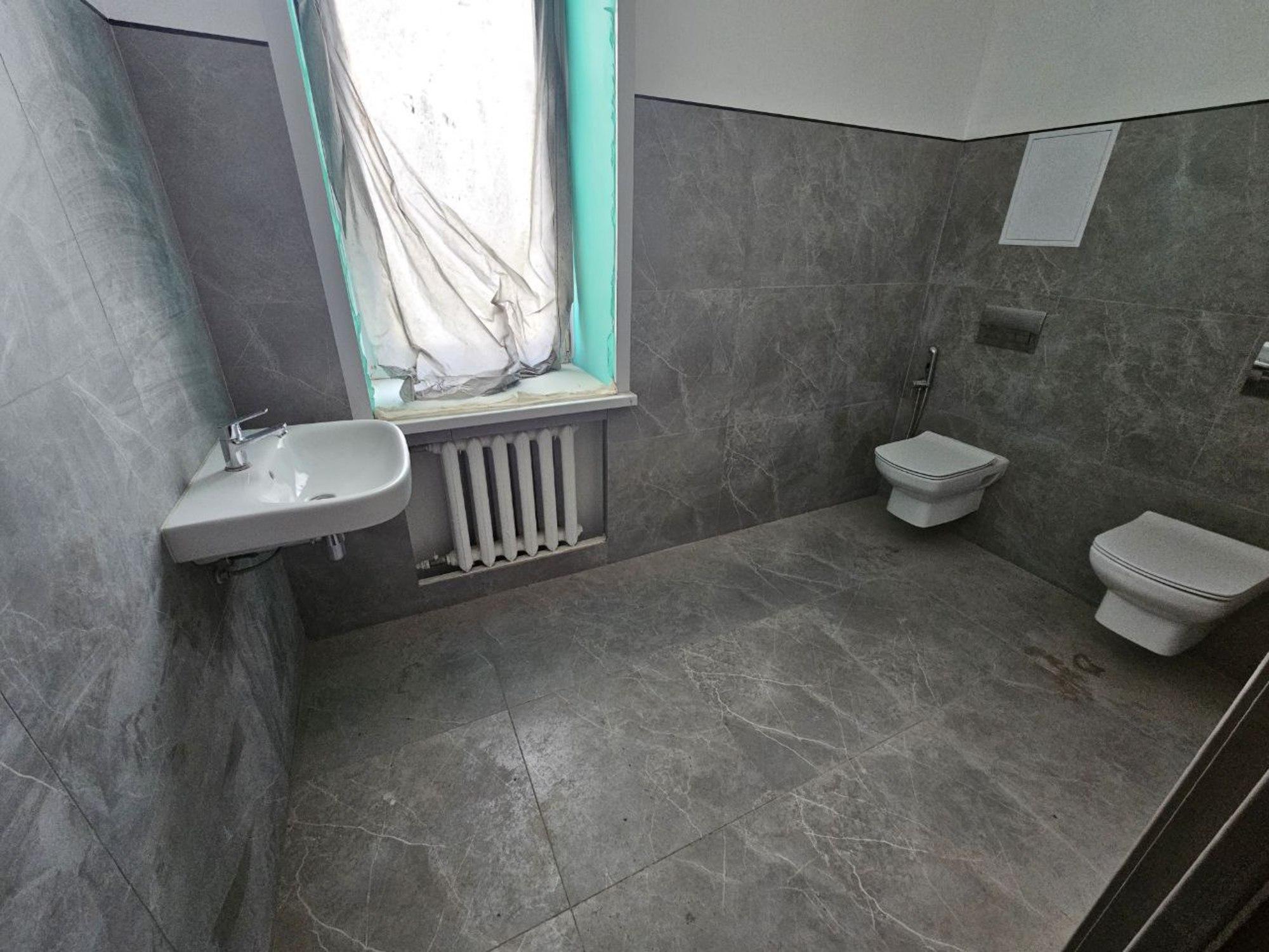 Купить офис, помещение под офис за 10 907 600 рублей на Россия, Николая Островского ул, 65, Свердловский