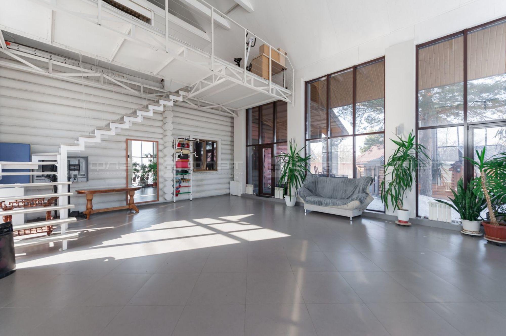 Купить дачу, дом, коттедж за 15 500 000 рублей на СНТ Надежда, дом 41 /12