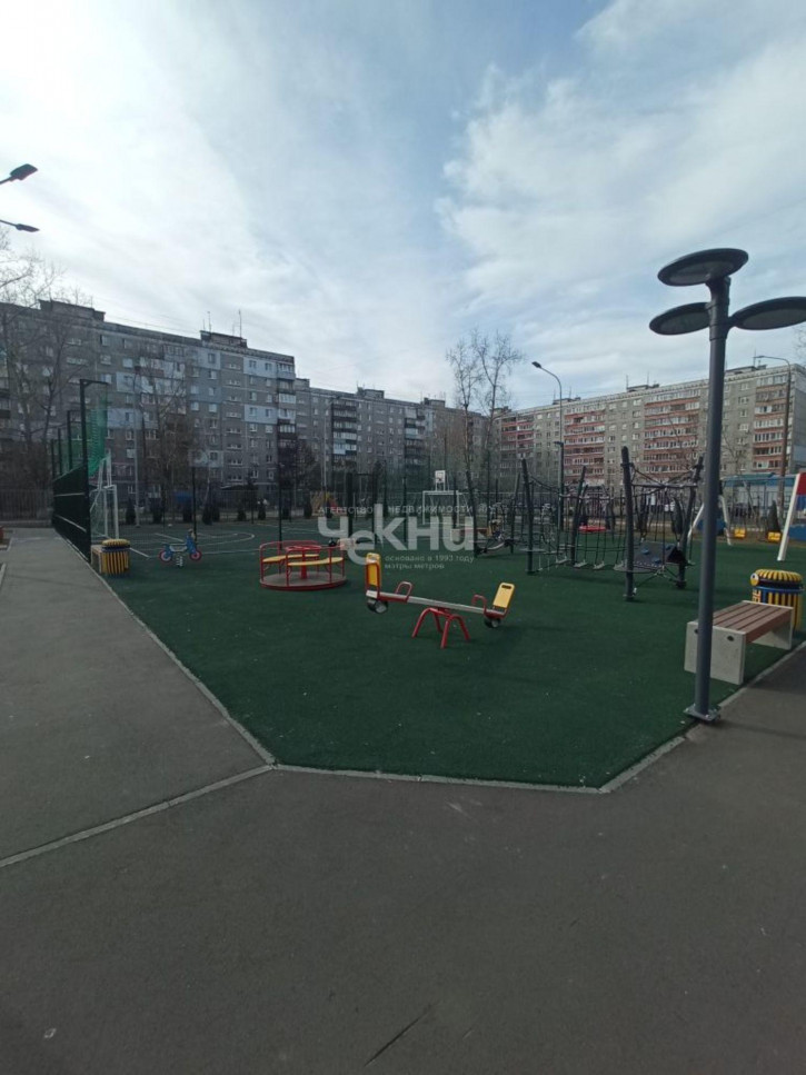 2-комн квартира Сергея Акимова ул, 50 2-комн квартира Сергея Акимова ул, 50