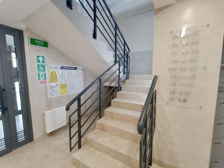 2-комн квартира улица Крылова, 13к3