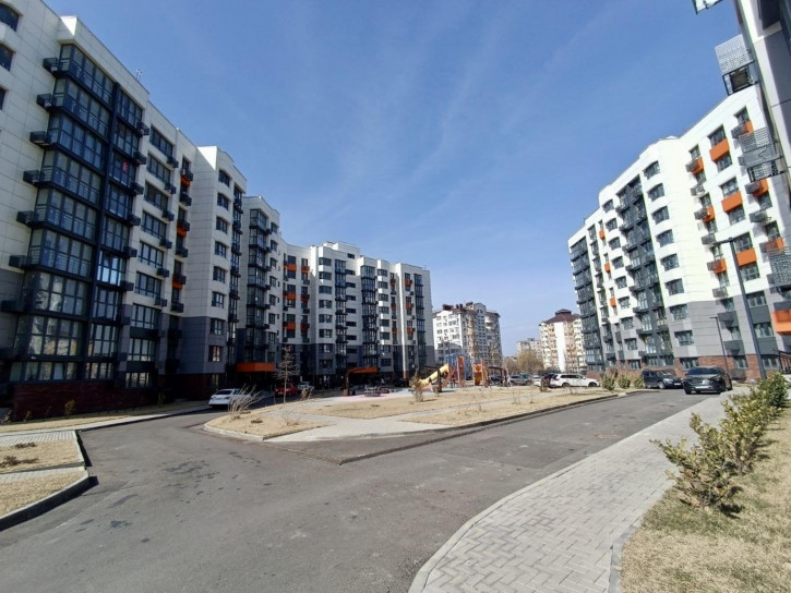 2-комн квартира улица Крылова, 13к3