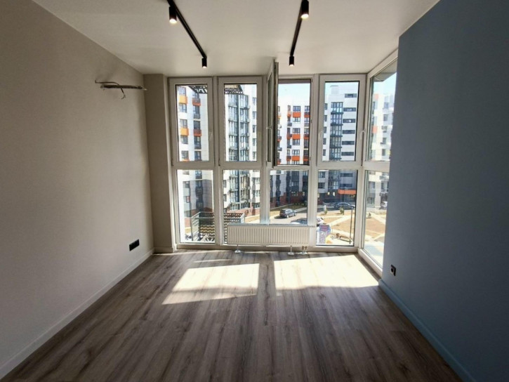 2-комн квартира улица Крылова, 13к3