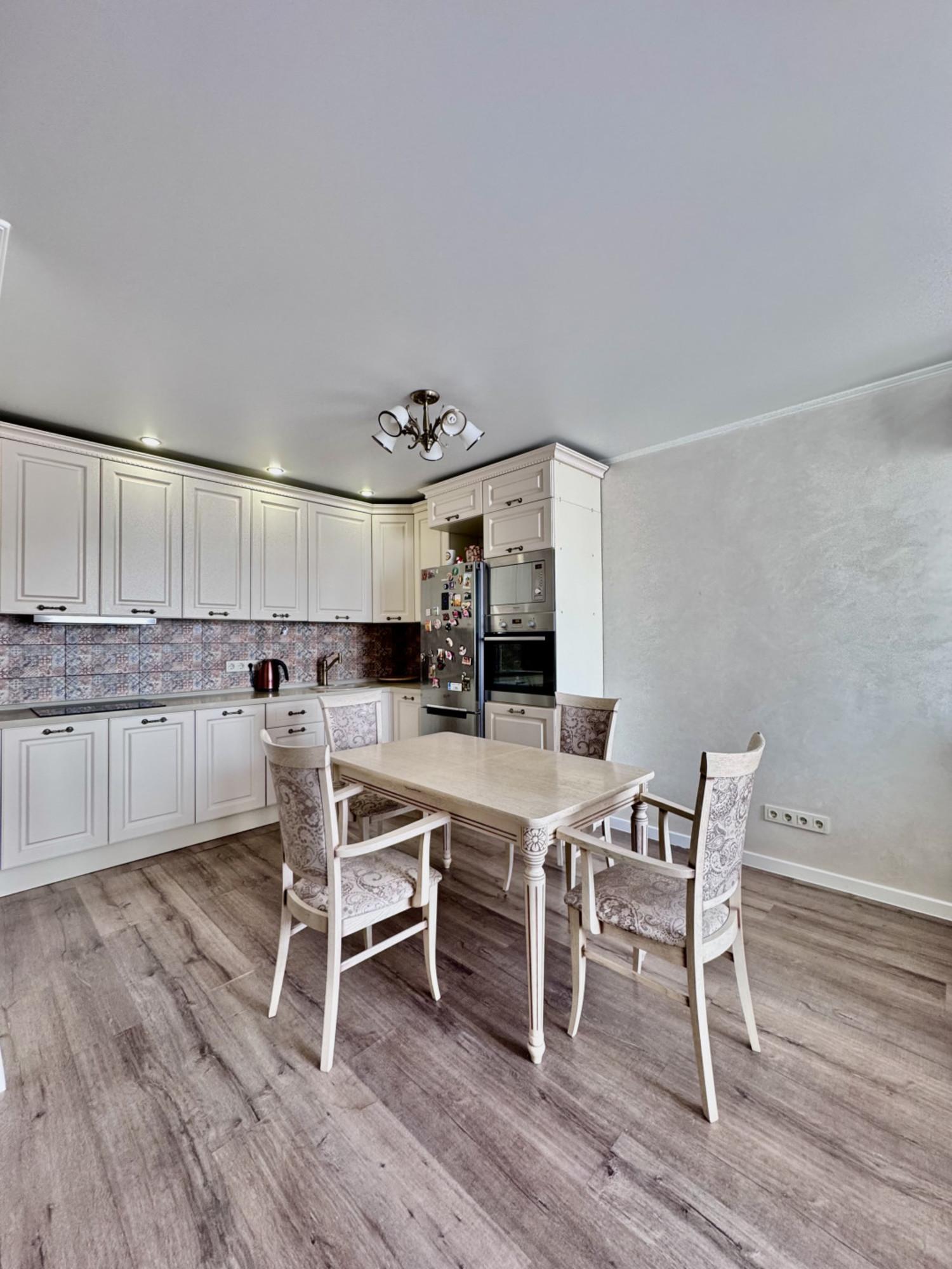 Купить квартиру за 10 500 000 рублей на им Пугачева Е.И. ул., 51