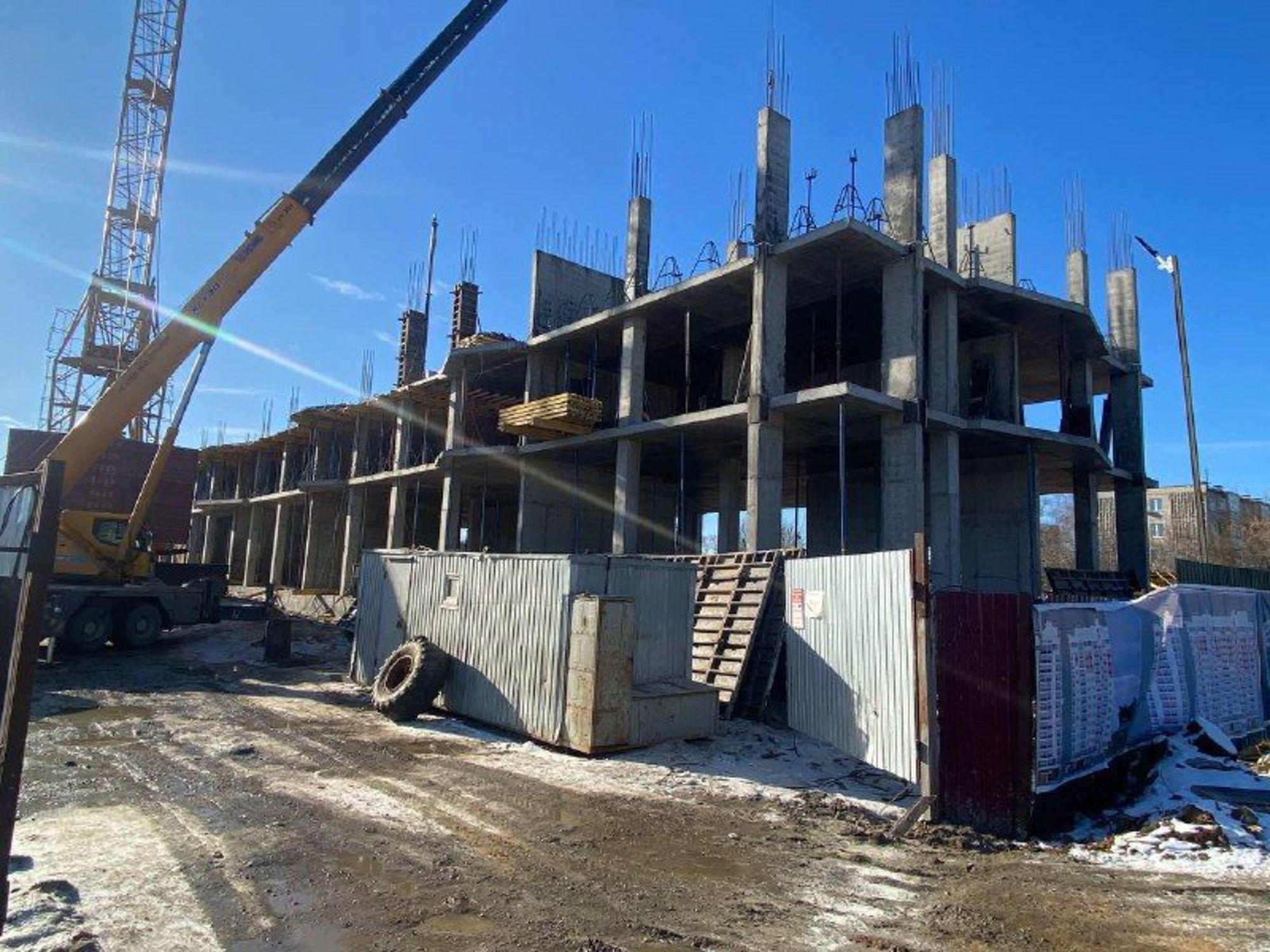 Купить квартиру за 3 835 000 рублей на Голубева ул, 12