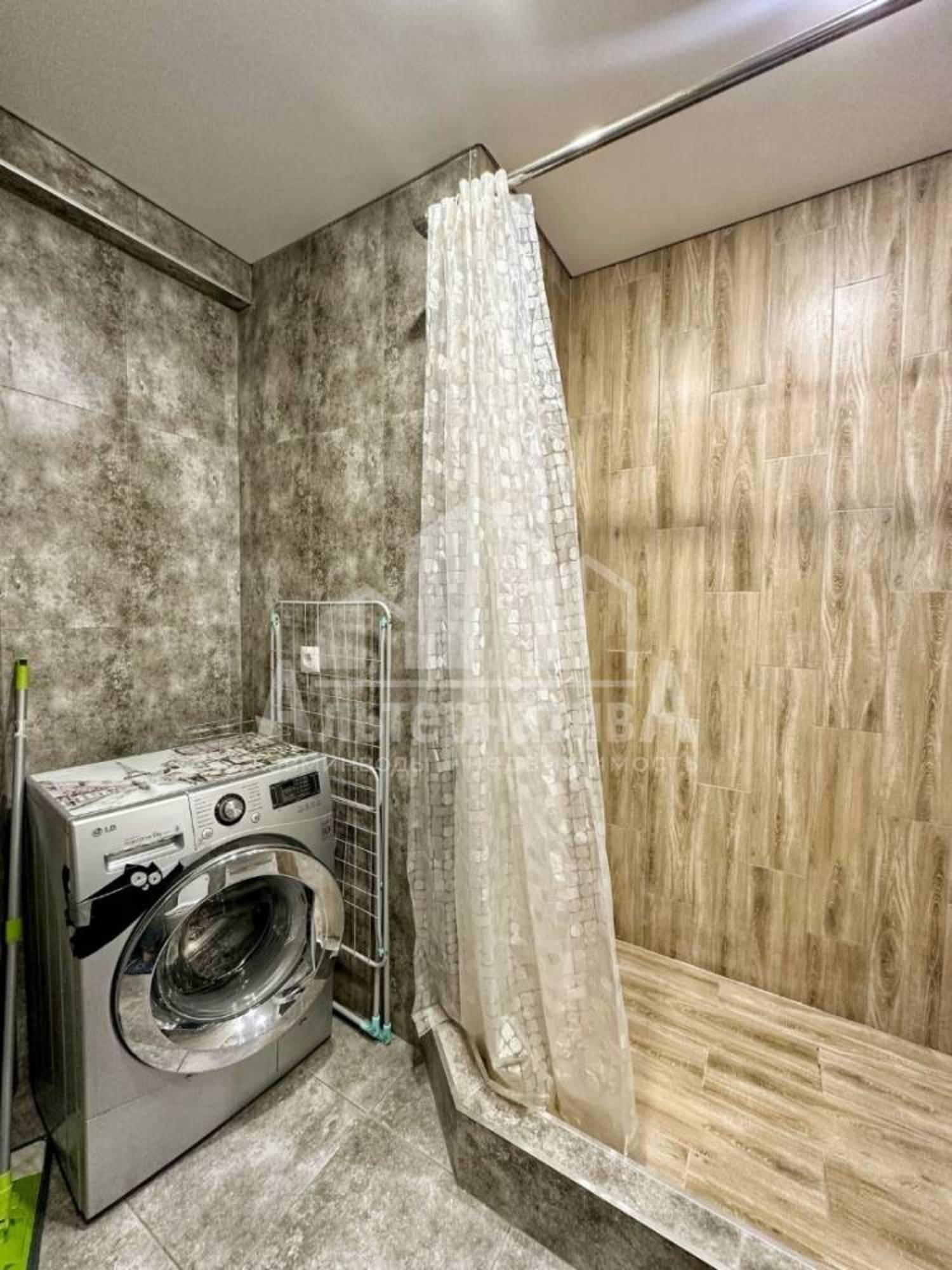 Купить квартиру за 11 800 000 рублей на Цандера проезд