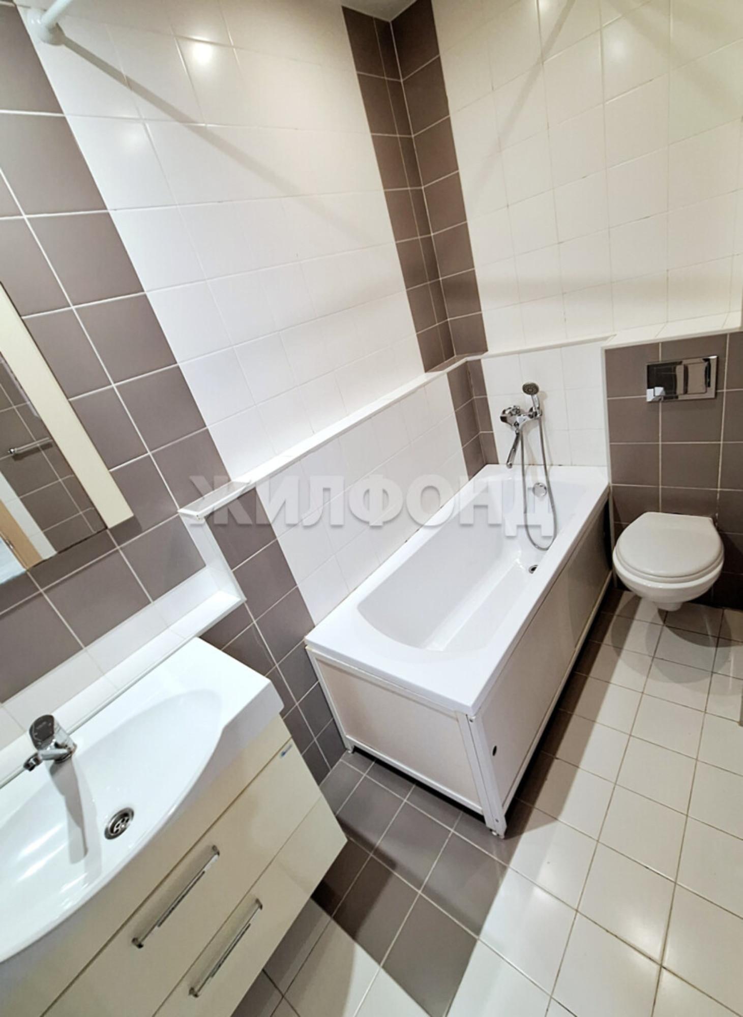 Купить квартиру за 7 100 000 рублей на 1905 года, 85/2