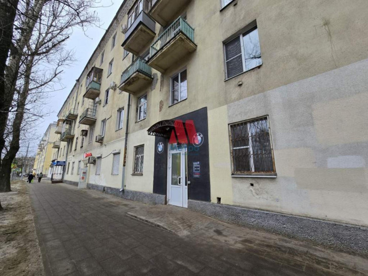 Торговое помещение Толбухина проспект, д.68