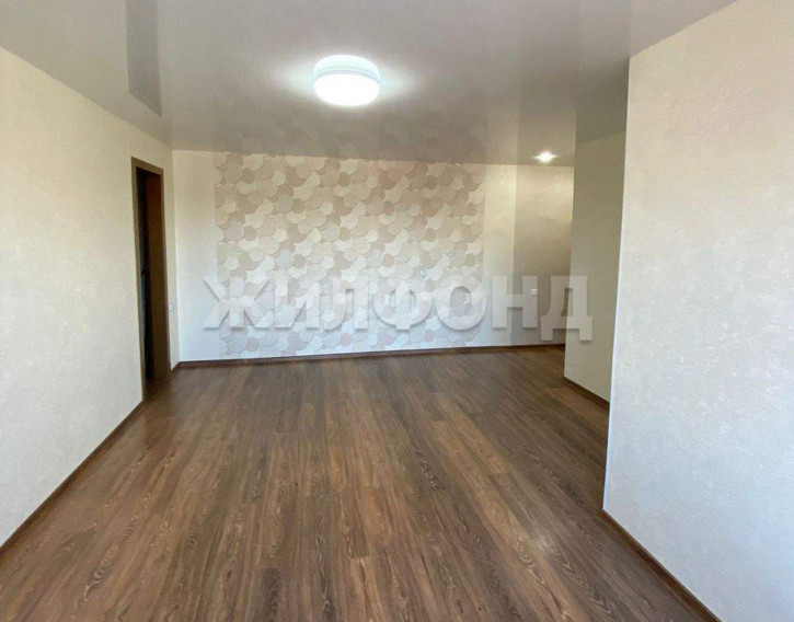 2-комн квартира Школьная улица, д.16