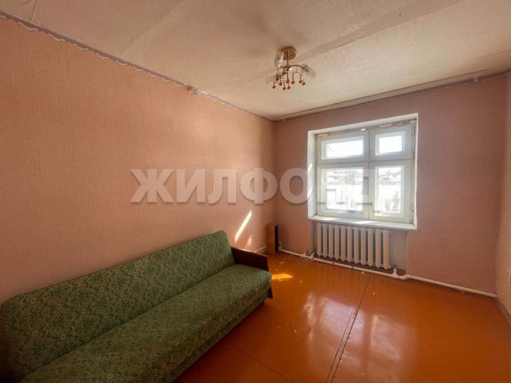 3-комн квартира Октябрьская улица, д.43
