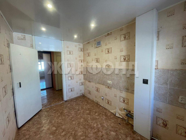 3-комн квартира Октябрьская улица, д.43