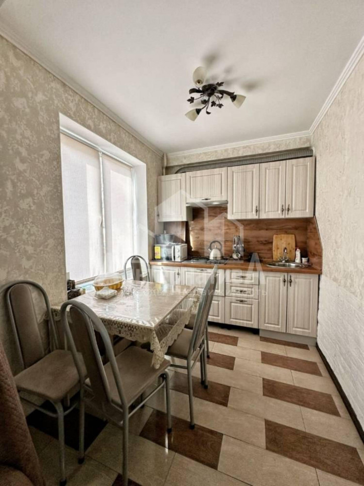 3-комн квартира Цандера проезд