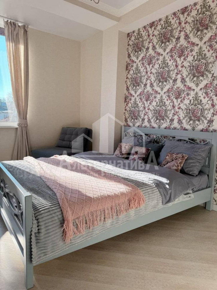 3-комн квартира 40 лет Октября ул.