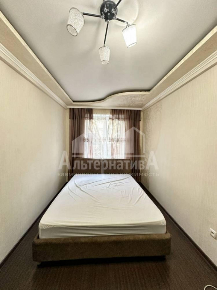 3-комн квартира Цандера проезд