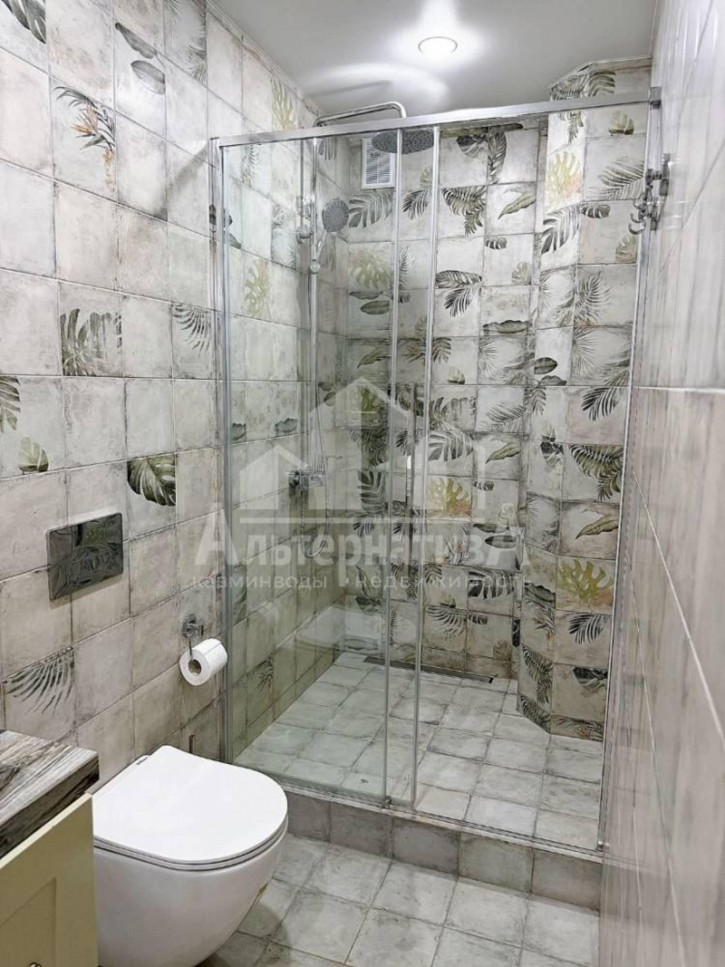 3-комн квартира 40 лет Октября ул.