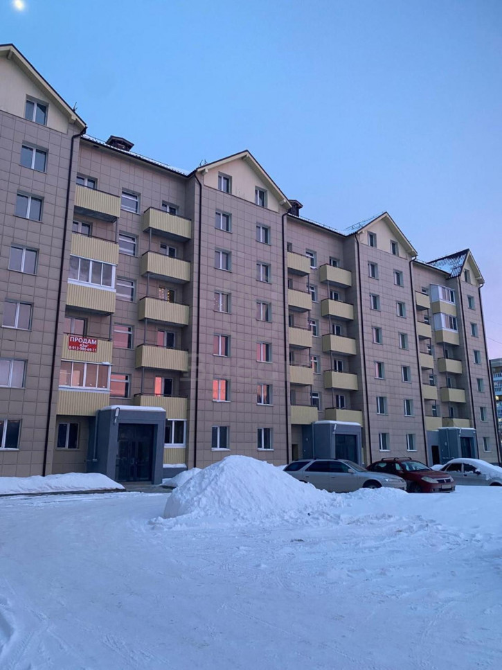 3-комн квартира Ивлева, 160