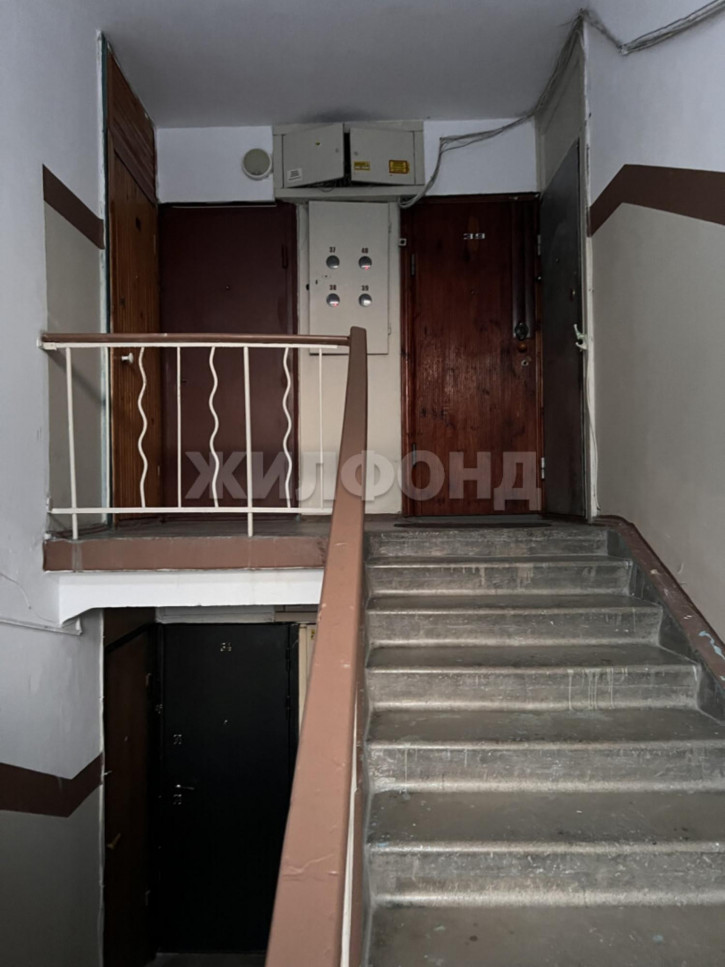 2-комн квартира Красный проспект, 90/2 2-комн квартира Красный проспект, 90/2