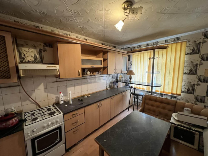 4-комн квартира Россия, улица Ивановой, 9