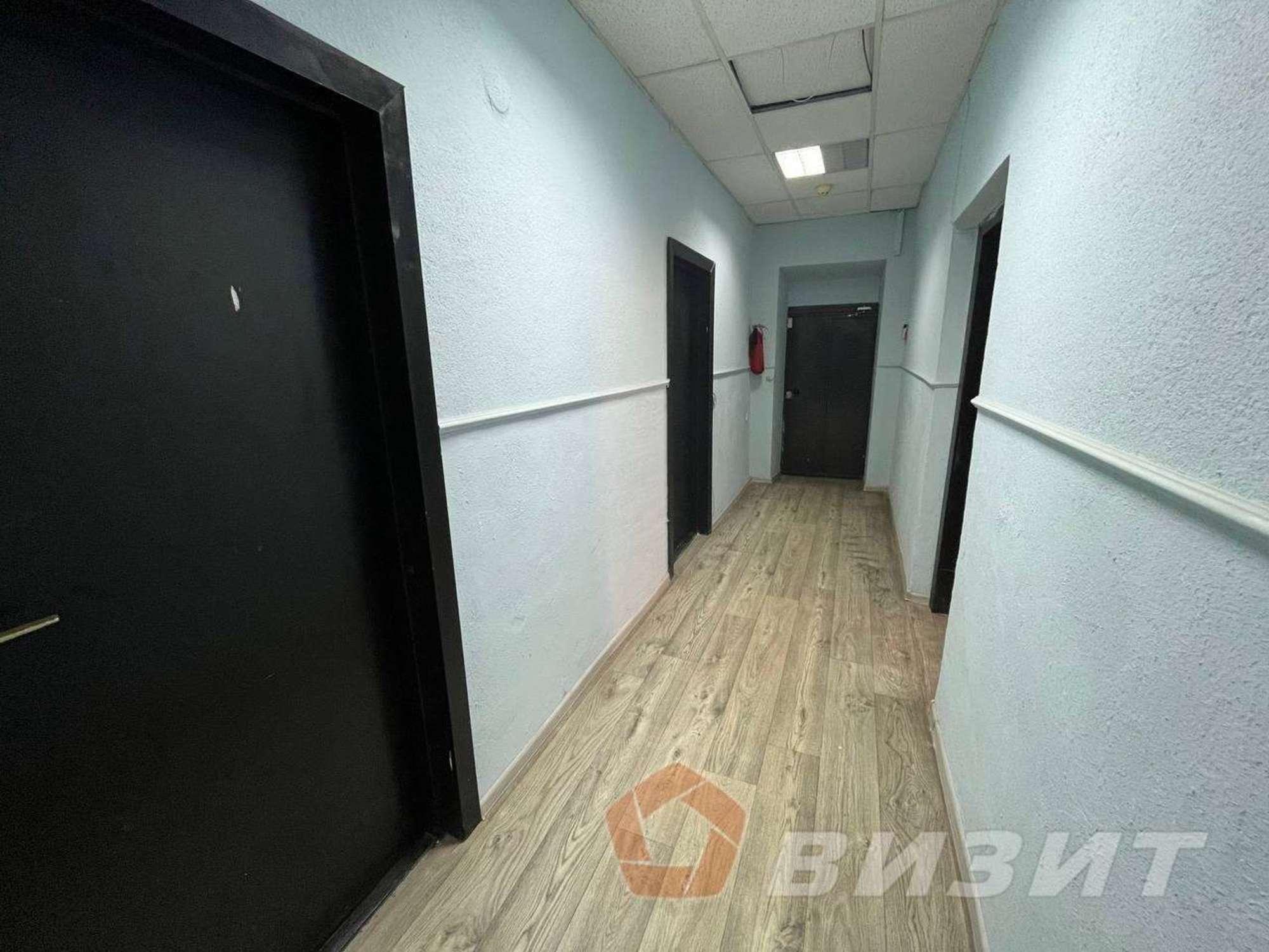Купить офис, помещение под офис за 30 000 000 рублей на Мичурина улица, 74
