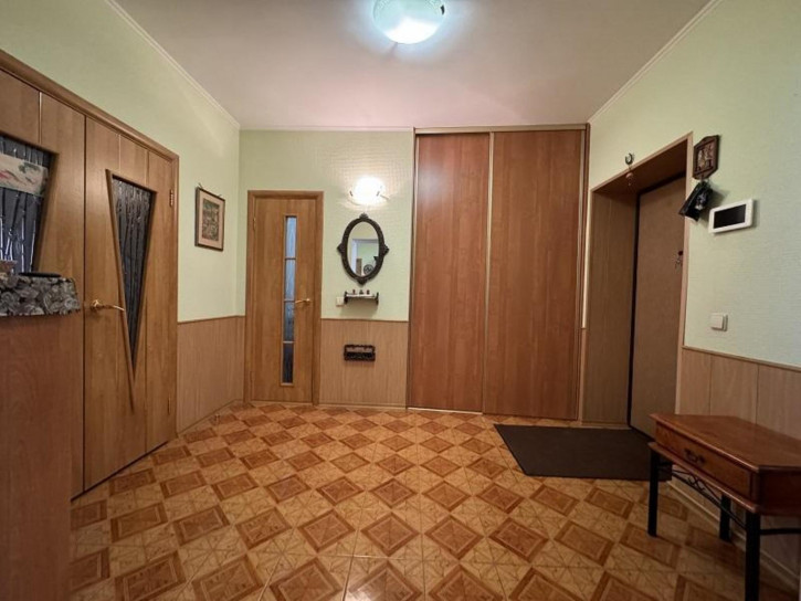 2-комн квартира Ленинская улица, 228 2-комн квартира Ленинская улица, 228