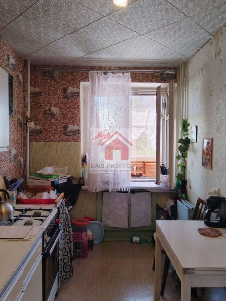 4-комн квартира Черемшанская улица, 137