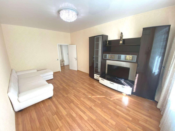 2-комн квартира Осипенко улица, 3к3