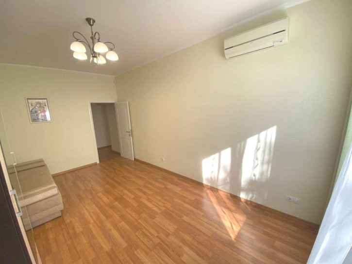 2-комн квартира Осипенко улица, 3к3