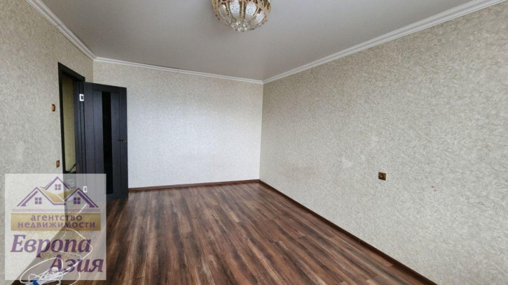 1-комн квартира 70 лет ВЛКСМ мкр, 8