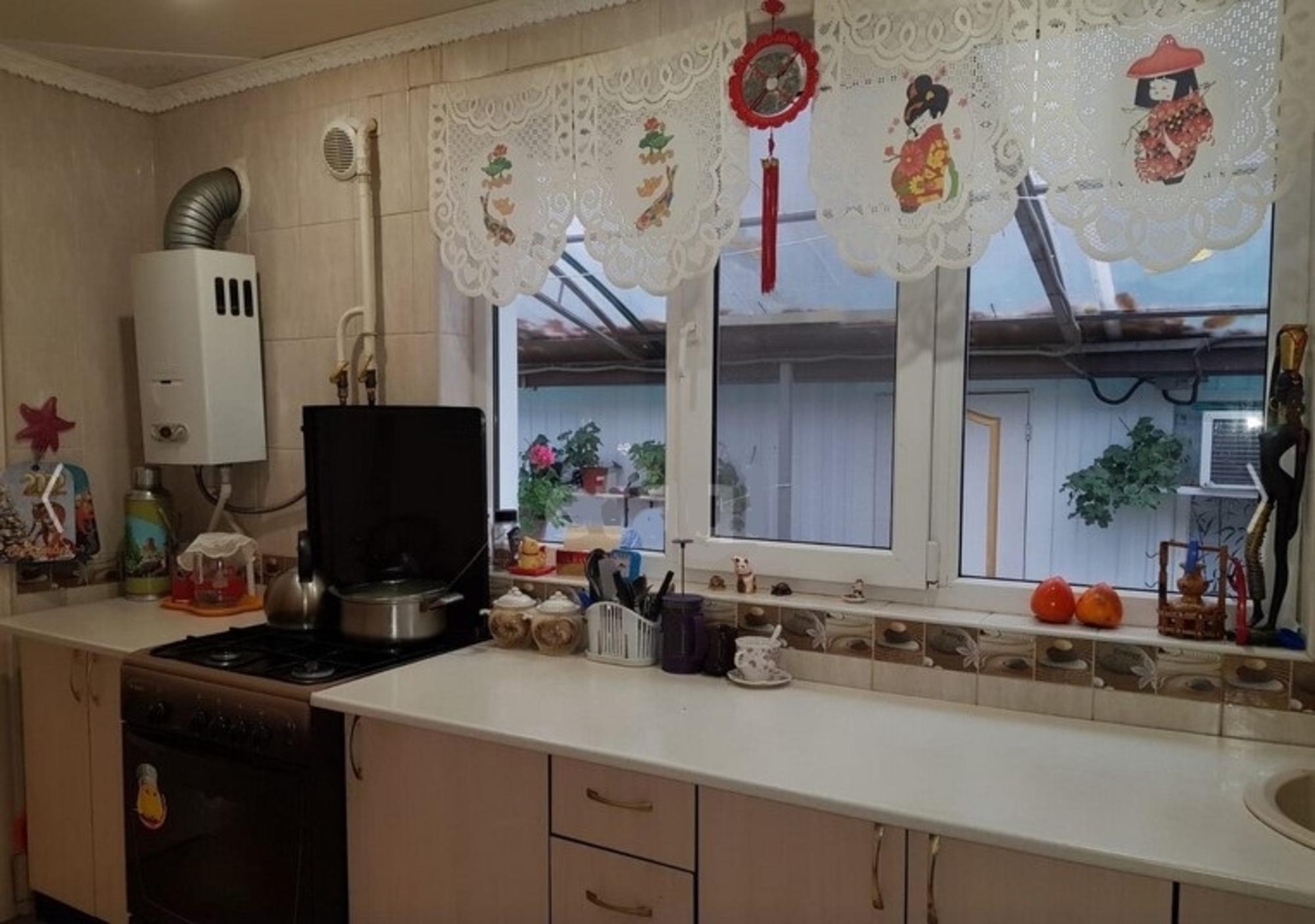 Купить дачу, дом, коттедж за 20 000 000 рублей на р-н Восточного рынка