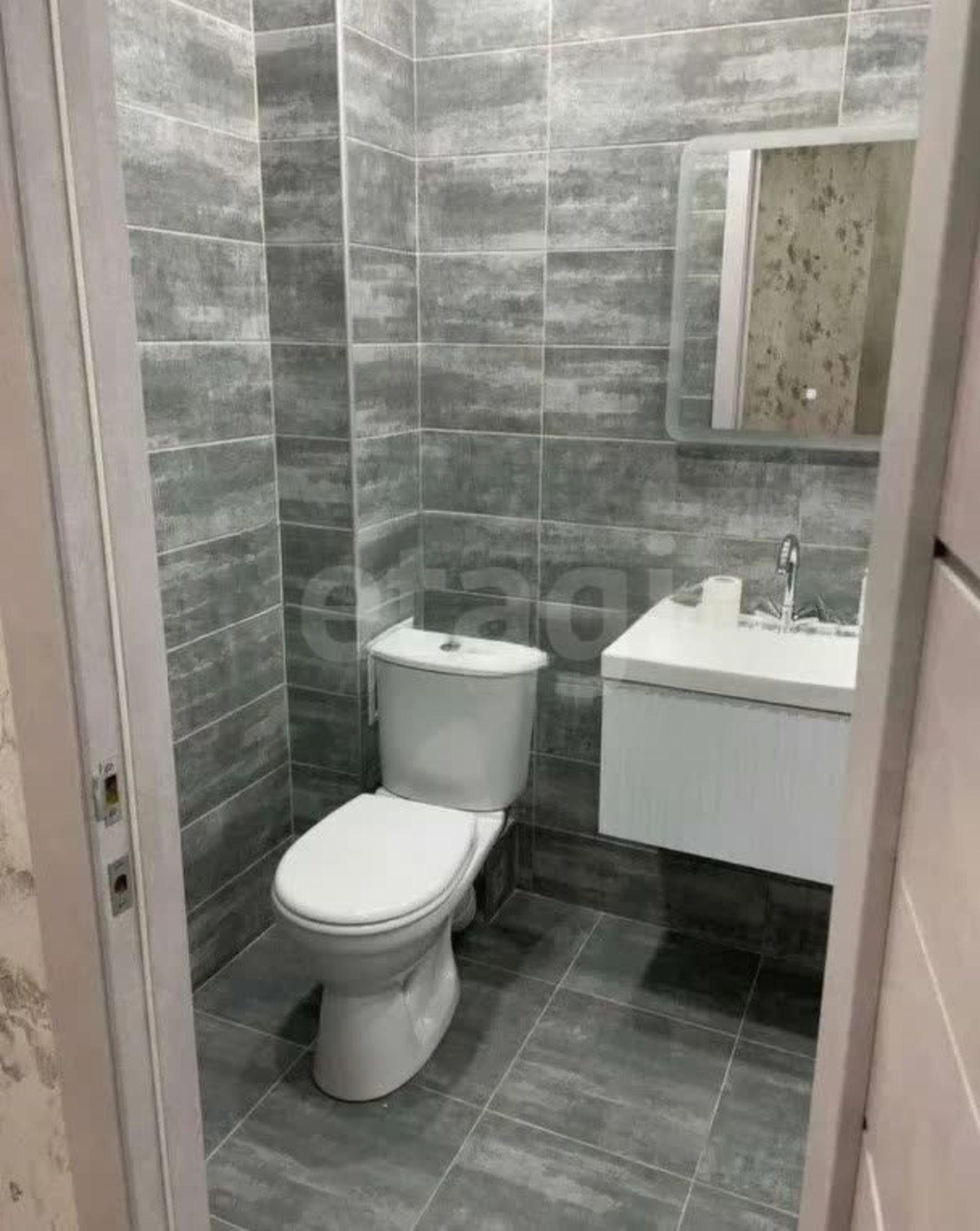 Купить квартиру за 6 000 000 рублей на набережная 6-й Армии, 43а