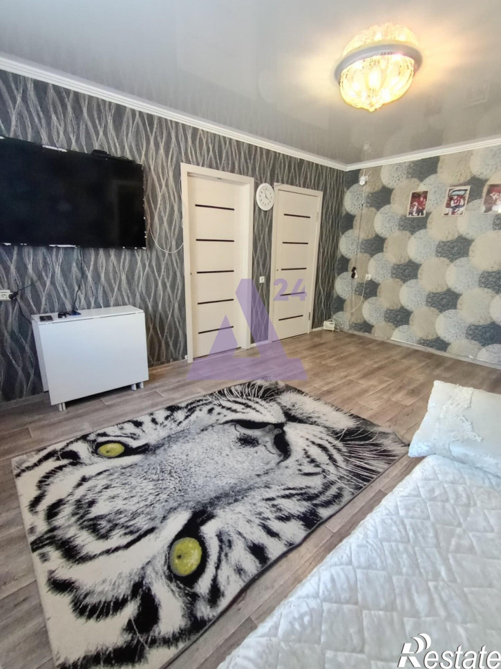 3-комн квартира улица Деповская, дом 56