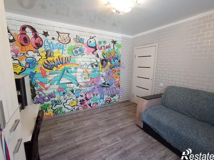 3-комн квартира улица Деповская, дом 56