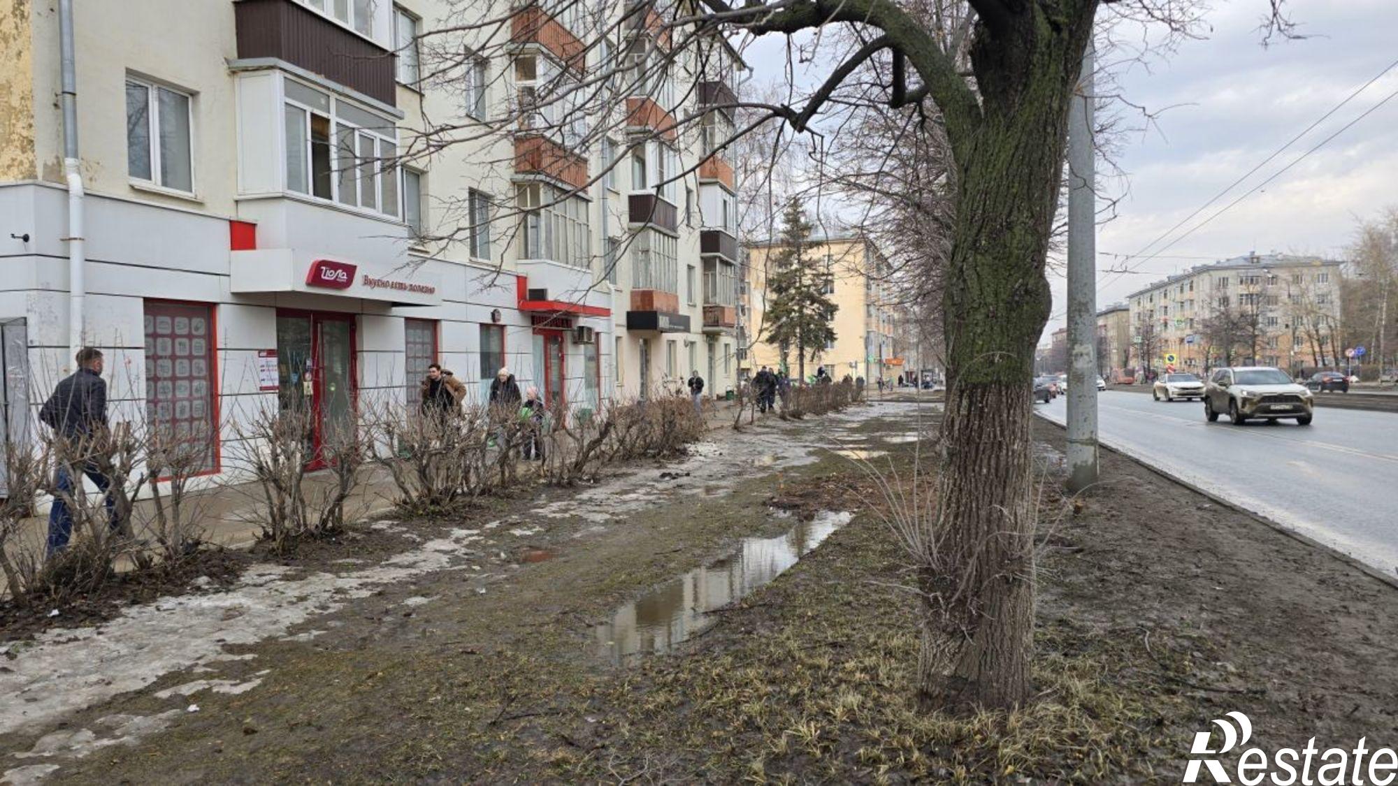 Купить торговое помещение за 18 000 000 рублей на Сибирский тракт, 15