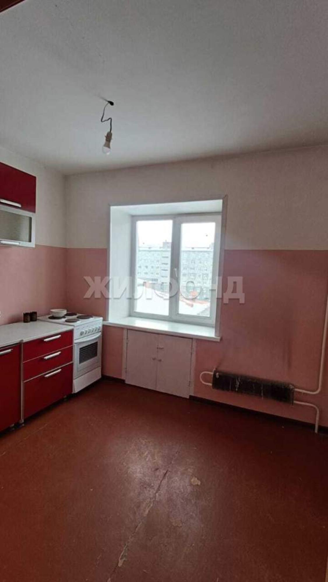 Купить квартиру за 2 800 000 рублей на Лауреатов улица, д.53