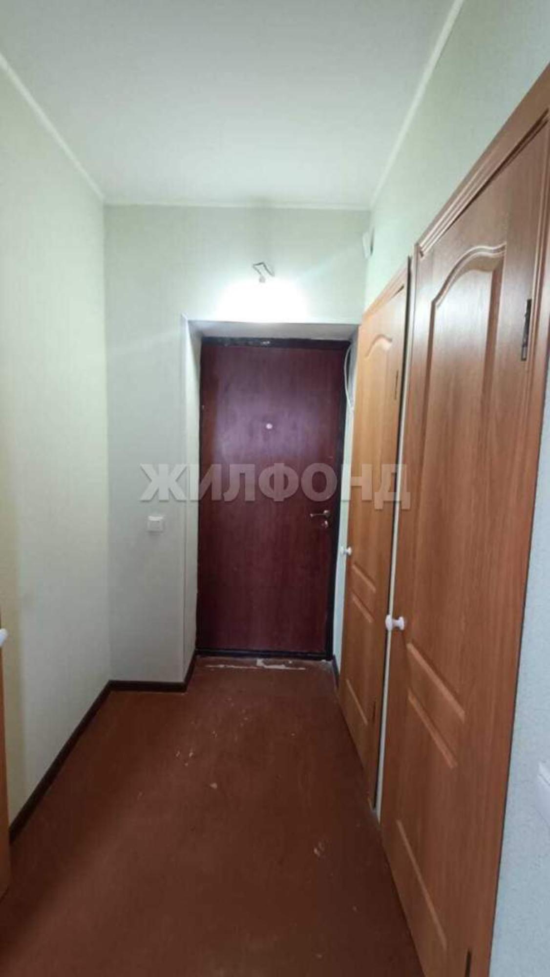 Купить квартиру за 2 800 000 рублей на Лауреатов улица, д.53