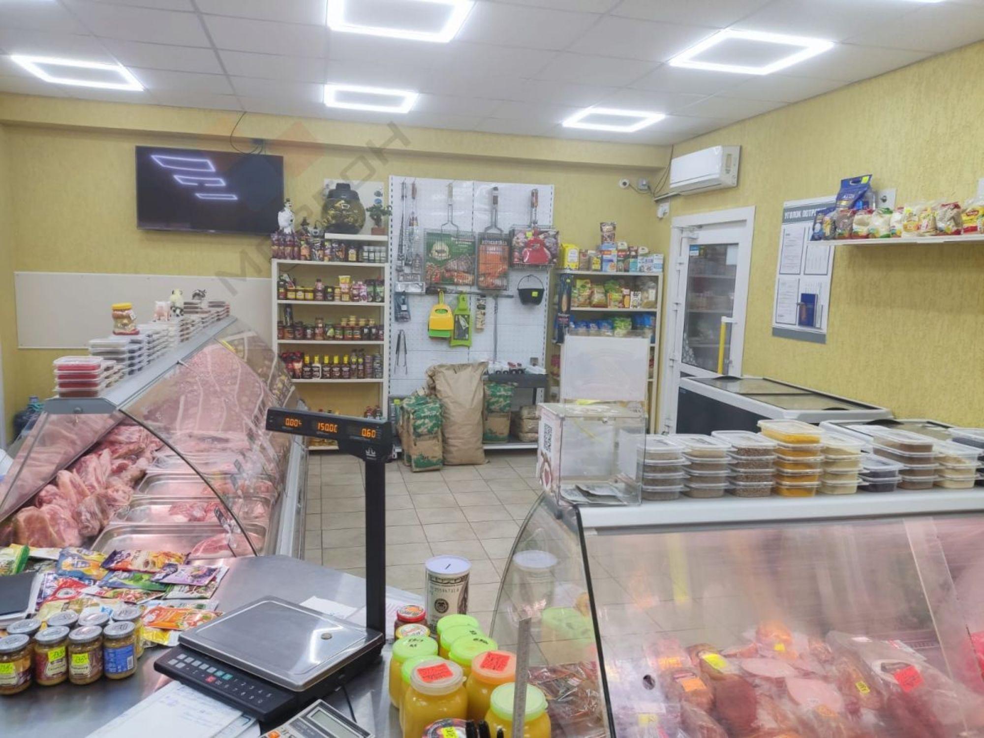 Купить торговое помещение за 8 500 000 рублей на Ратной Славы ул, 34