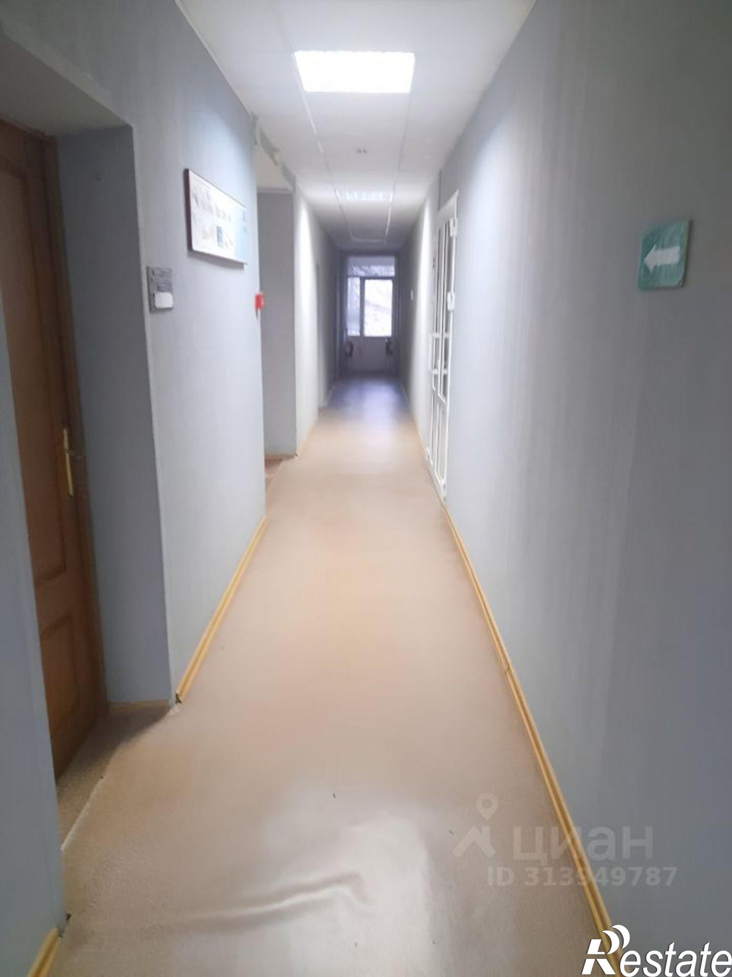 Купить ОСЗ, отдельно стоящее здание за 9 983 580 рублей на Унеча, улица Крупской, 39