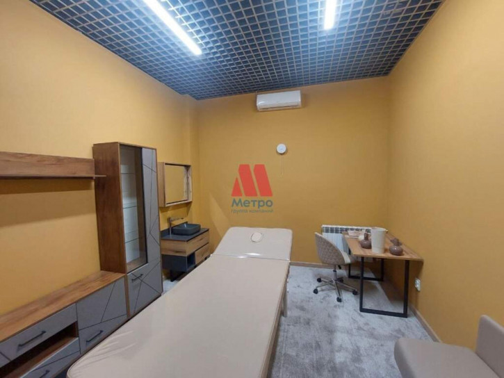 Офис Строителей улица, д.зд18а